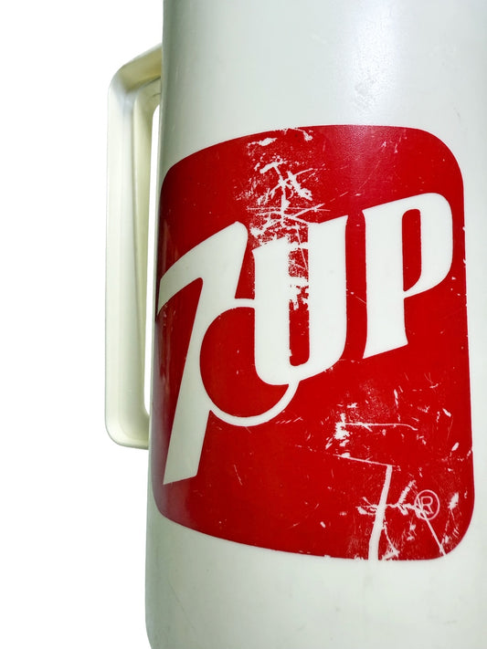 70s 7UPxANGELS PITCHER