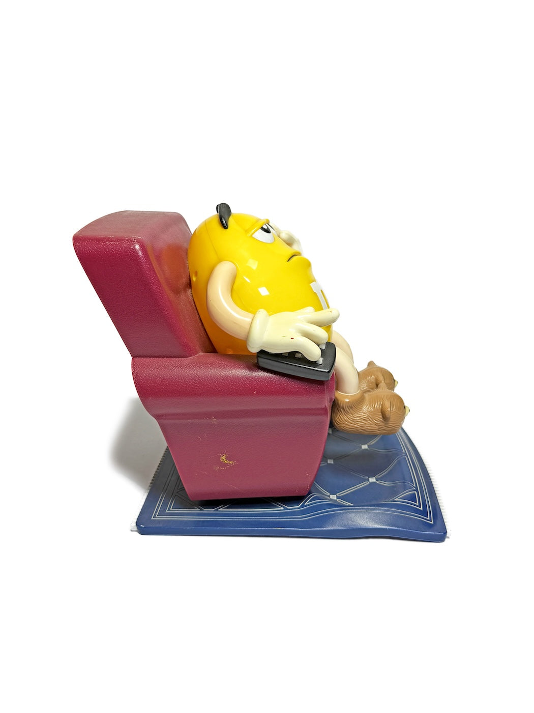 1999 m&m's LA-Z-BOY DISPENSER