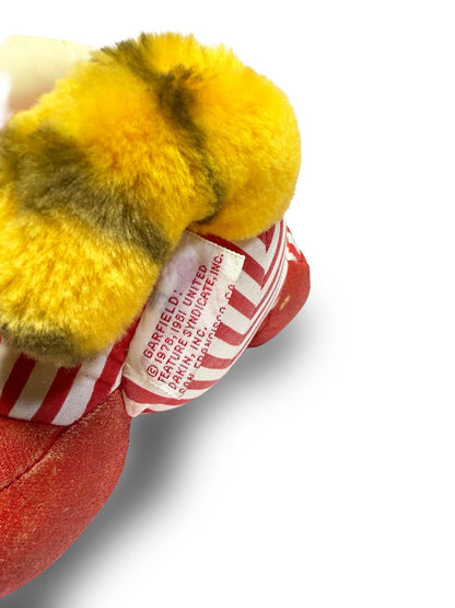 GARFIELD VINTAGE PLUSH "SWIM SUIT RED"